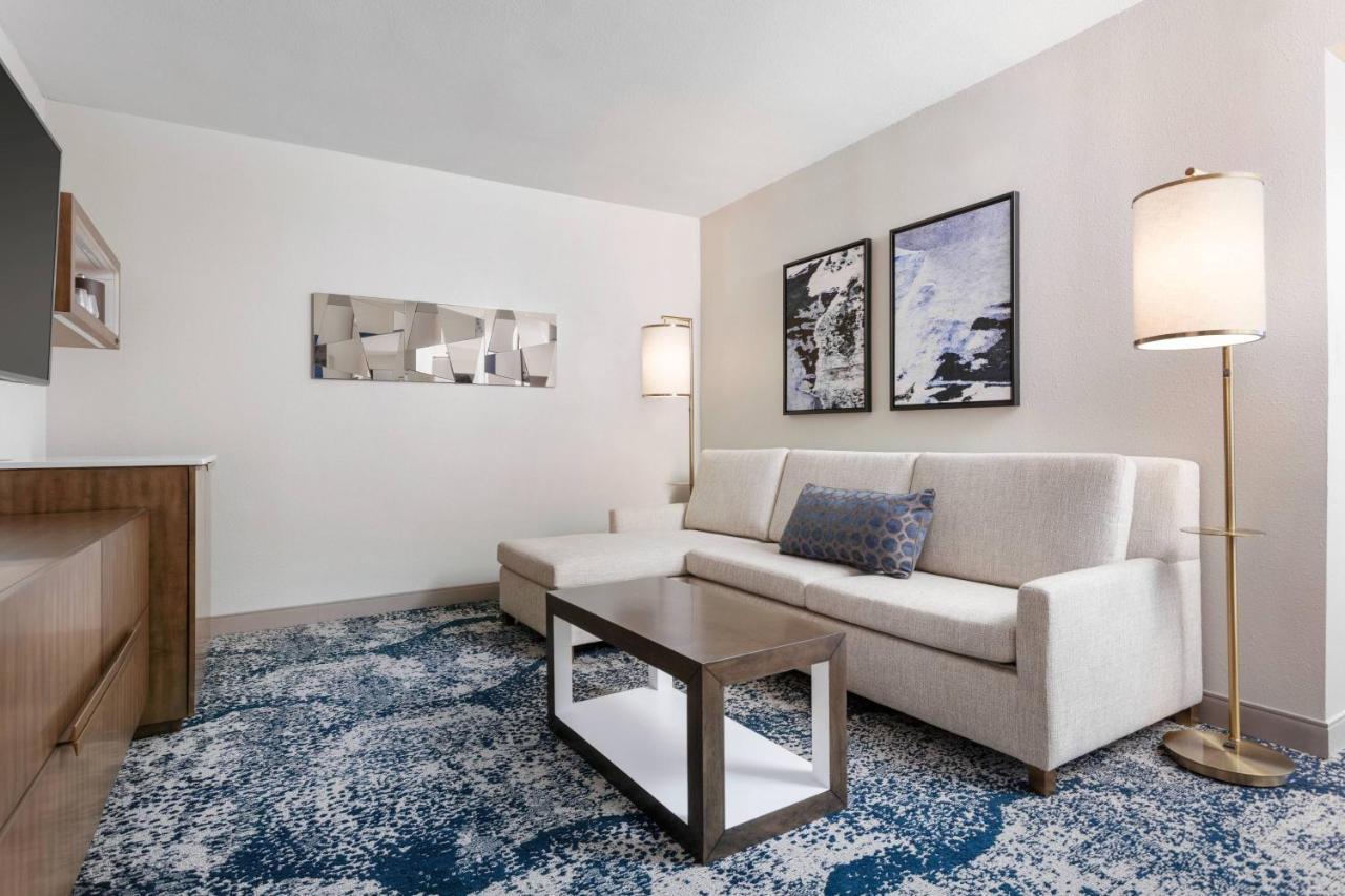 Delta Hotels By Marriott Virginia Beach Waterfront Esterno foto
