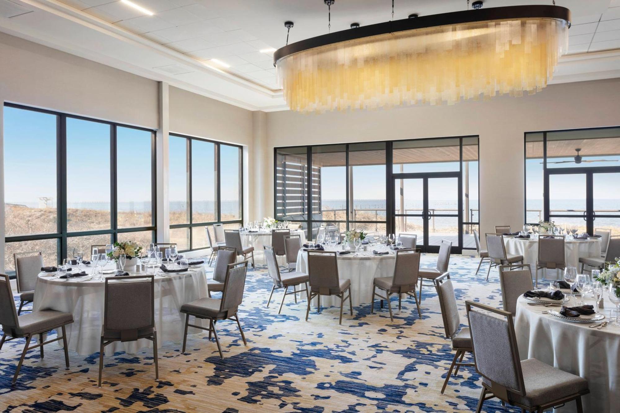 Delta Hotels By Marriott Virginia Beach Waterfront Esterno foto